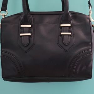 Express - Black Shoulder/Crossbody Bag
